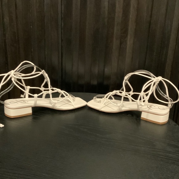 Sam Edelman “Daffy” White Lace-Up Sandals - Picture 5 of 7